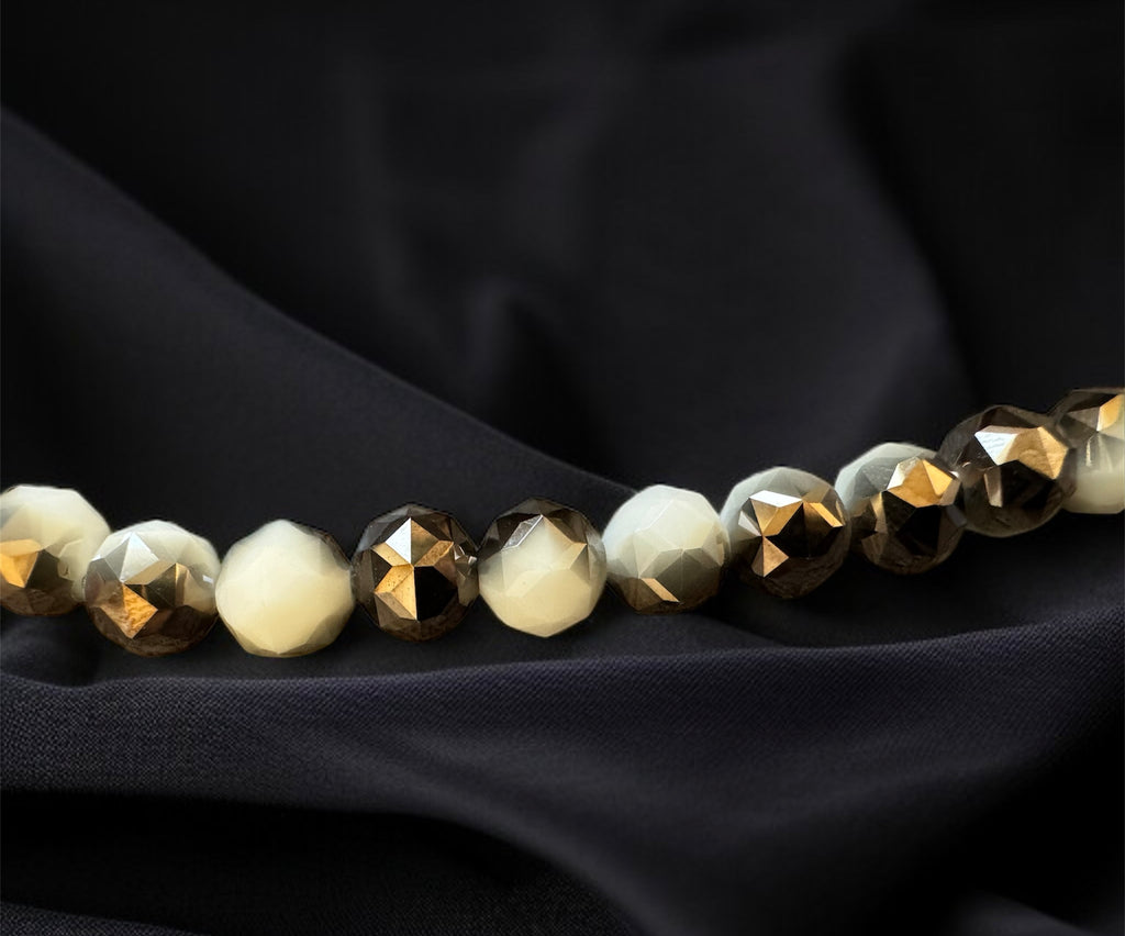 Black & White Bead Necklace