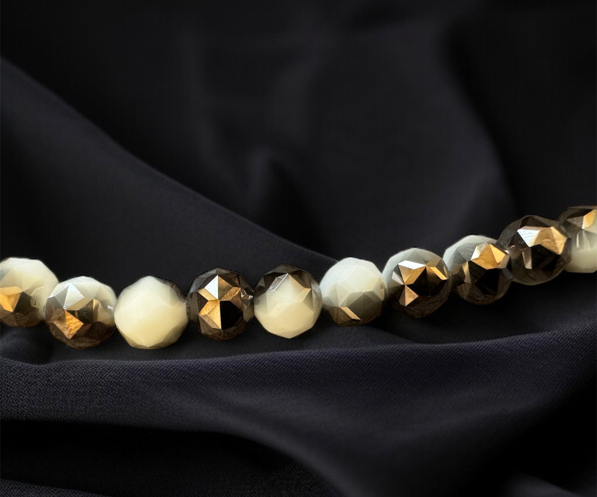 Black & White Bead Necklace
