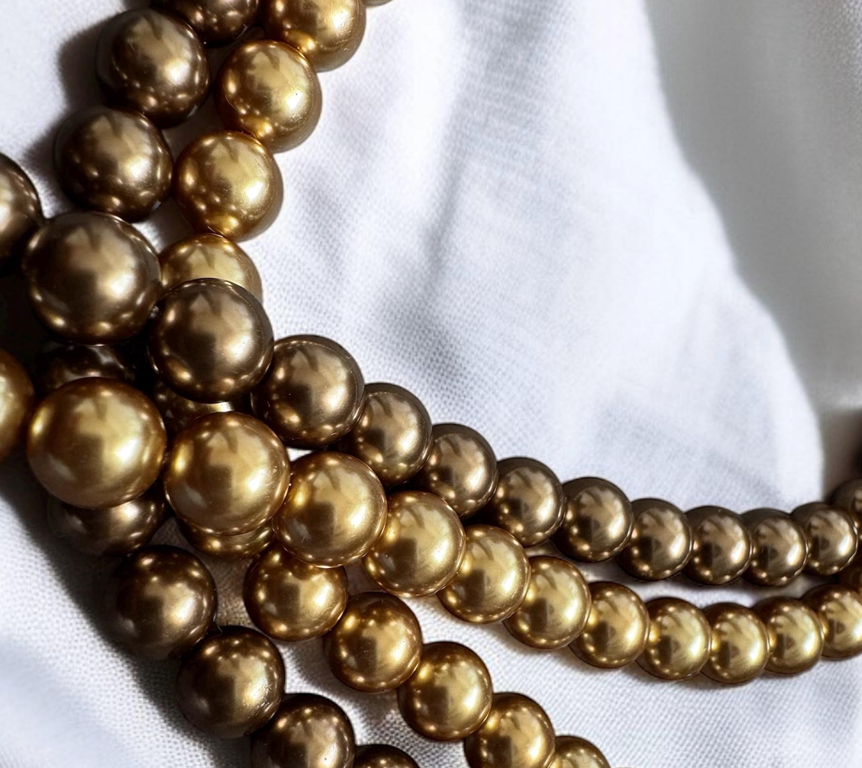 Shell Pearl Gold & Bronze Necklace