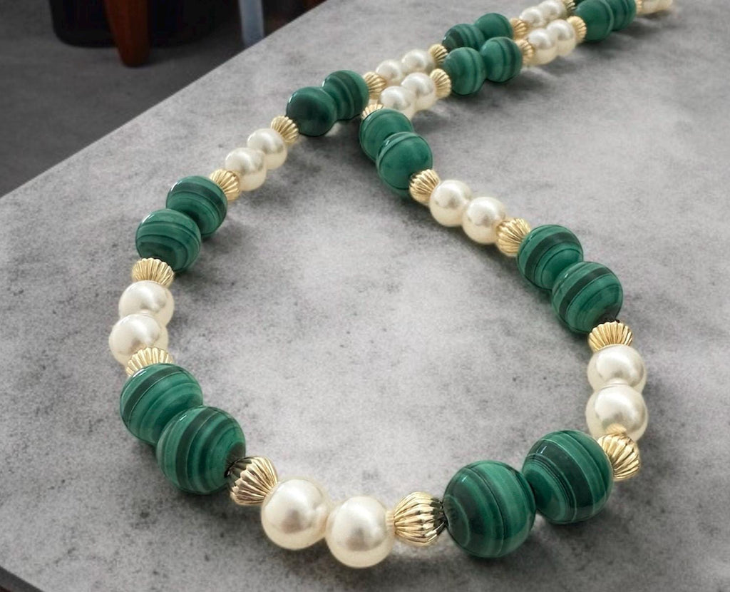 Malachite & Shell Pearl Necklace 10mm