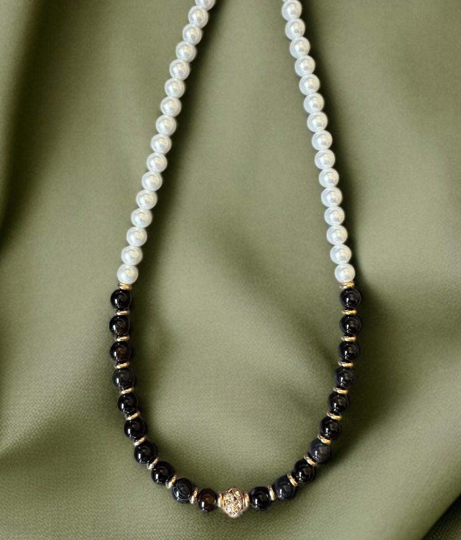 Black Agate & Shell Pearl Necklace