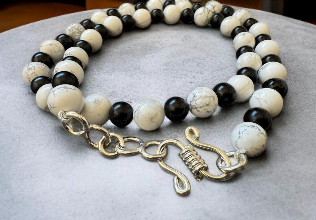 Howlite & Black Shell Pearl Necklace 8mm