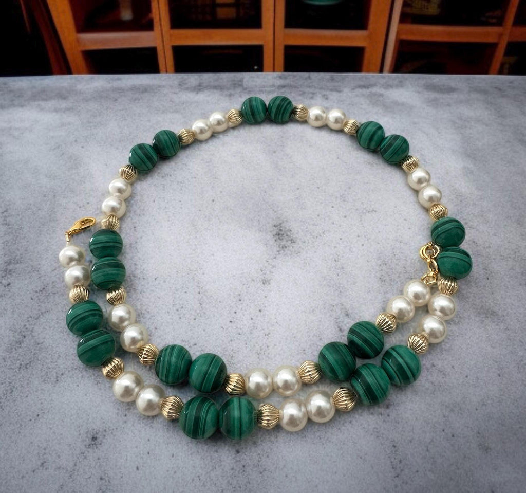 Malachite & Shell Pearl Necklace 10mm