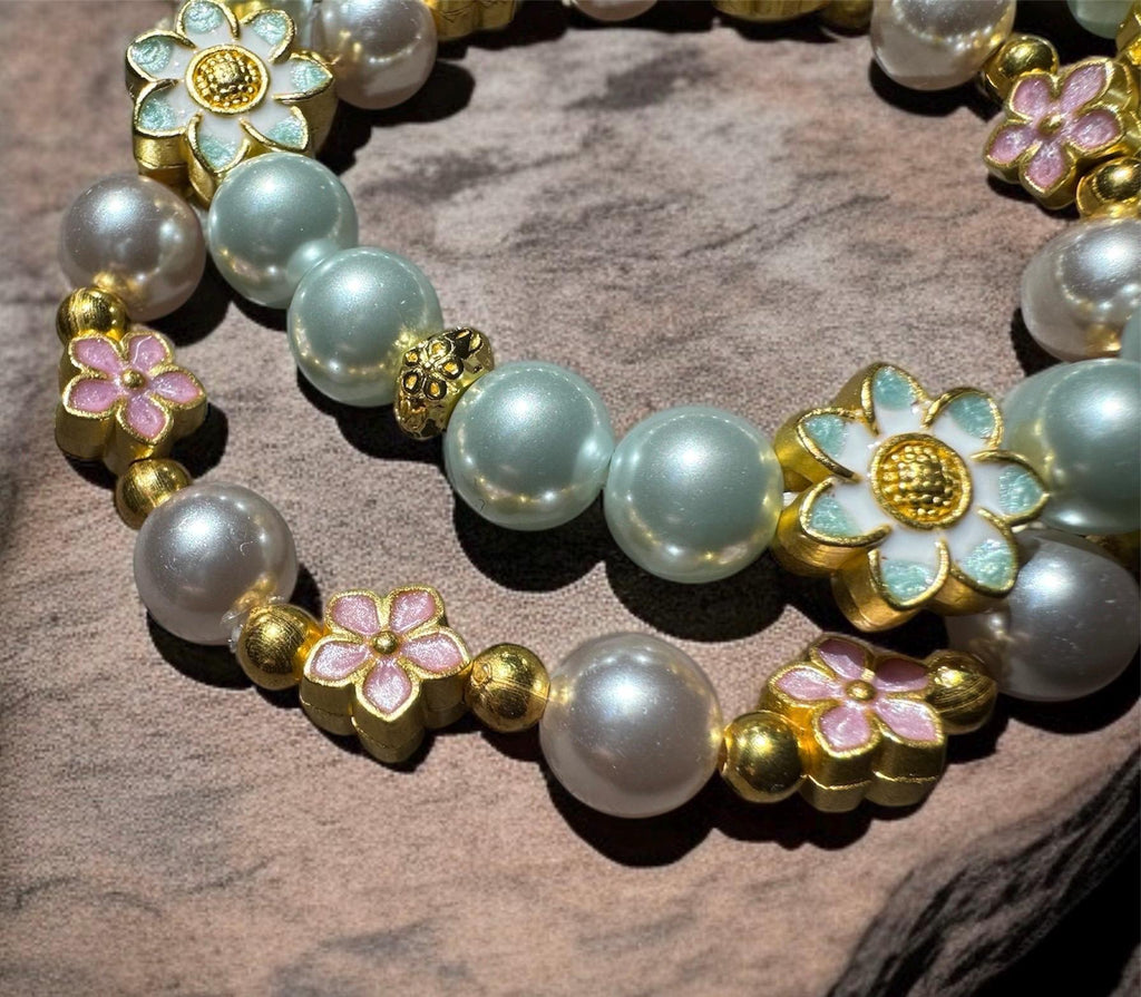 Pastel Shell Pearl Flower Bracelet Set