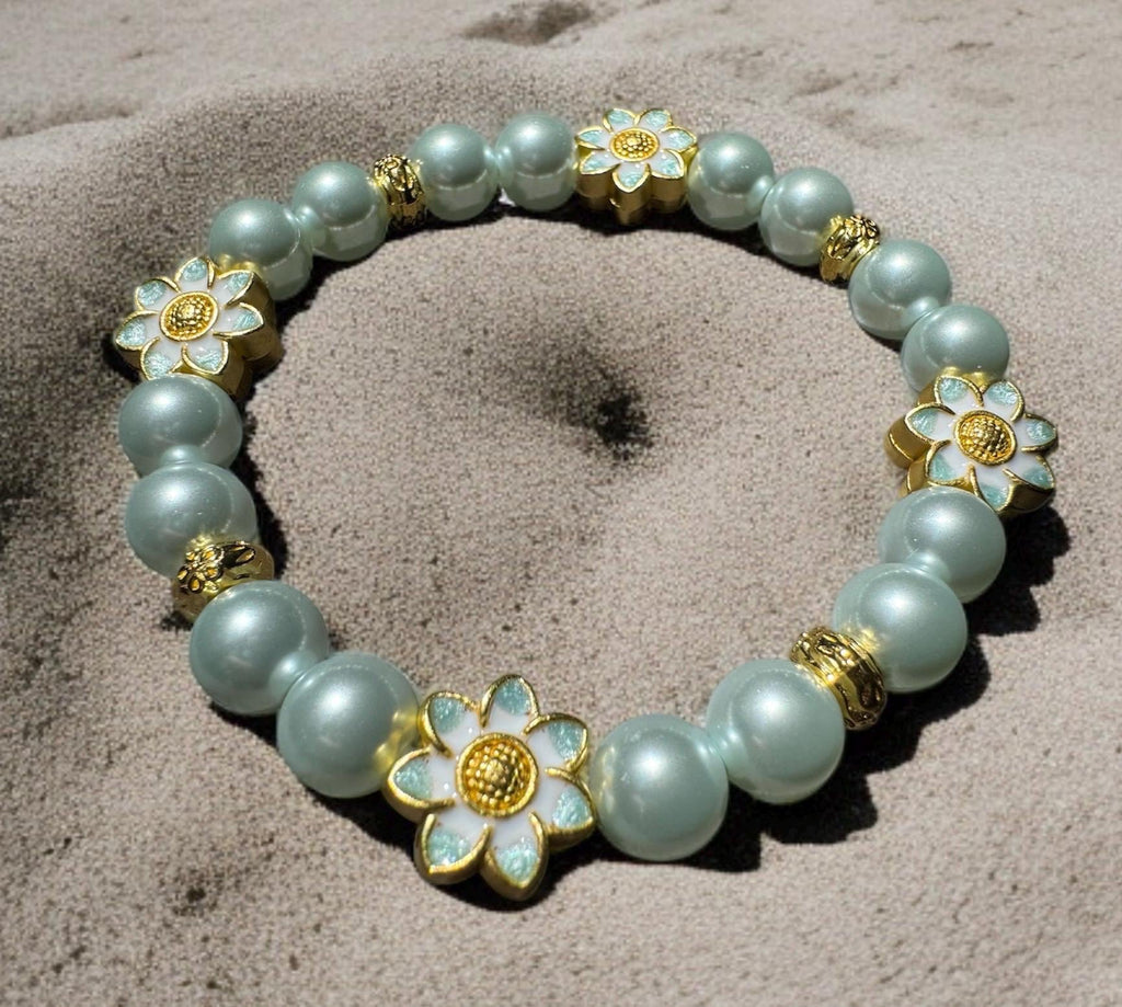Pastel Shell Pearl Flower Bracelet Set
