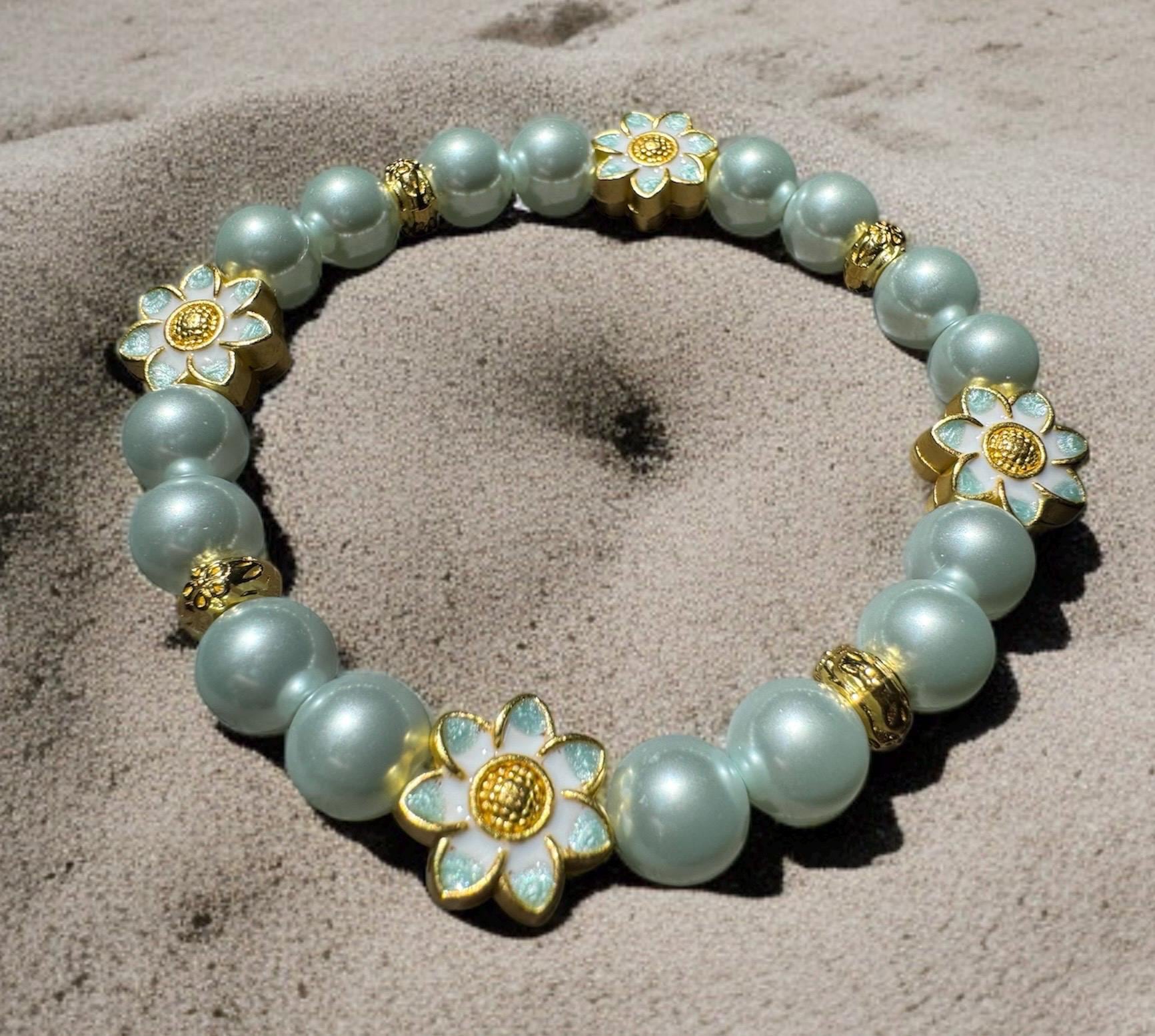 Pastel Shell Pearl Flower Bracelet Set