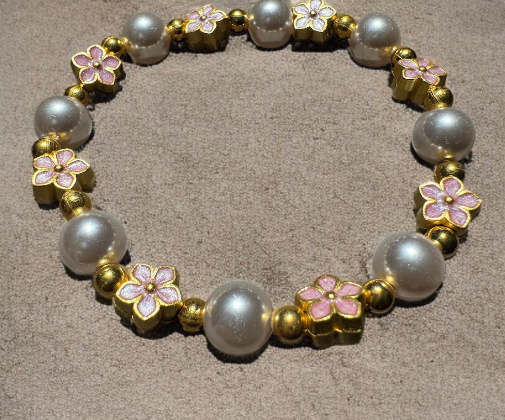 Pastel Shell Pearl Flower Bracelet Set