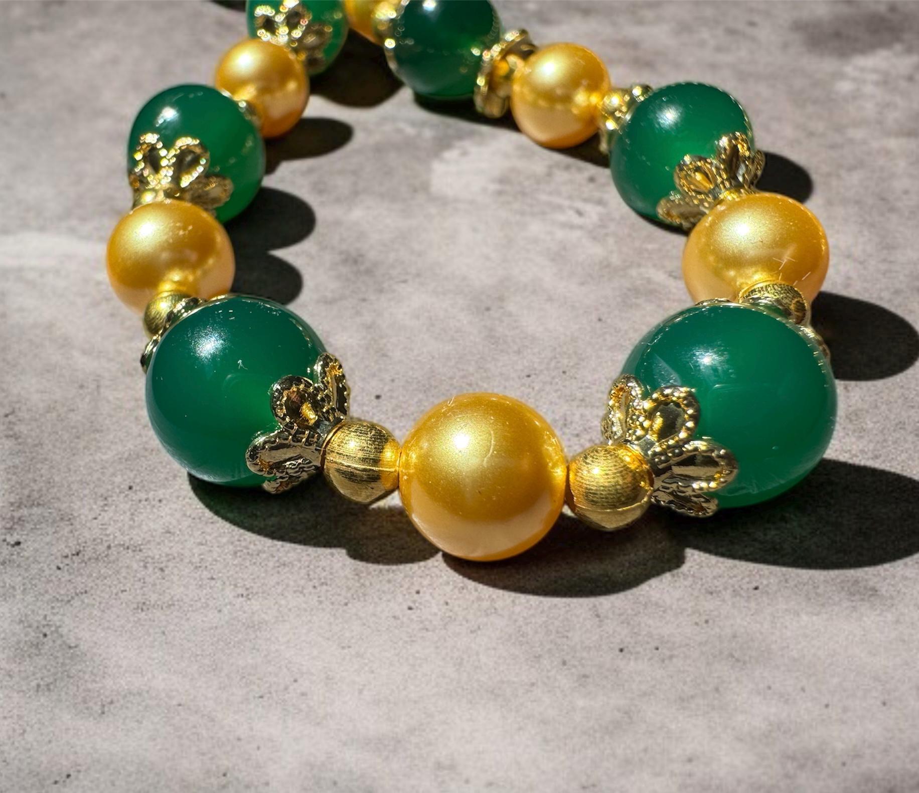 Green Onyx & Gold Shell Pearl Necklace